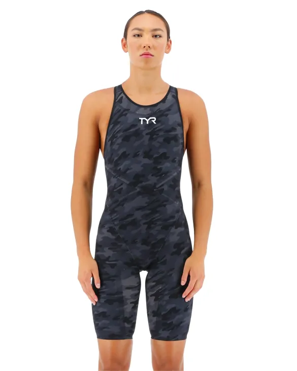 TYR WOMEN'S VENZO CLOSED BACK SWIMSUIT - CAMO - 001 Black
