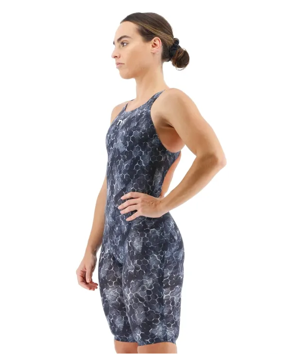 TYR WOMENS AVICTOR 2.0 OPEN BACK SWIMSUIT - 088 Black/Grey