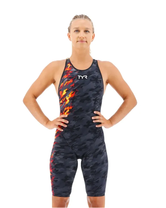 TYR WOMEN'S VENZO CLOSED BACK SWIMSUIT - CAMO FIRE - 937 Fire