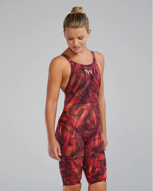 TYR Women's Avictor Closed Back Tech Suit - Helux