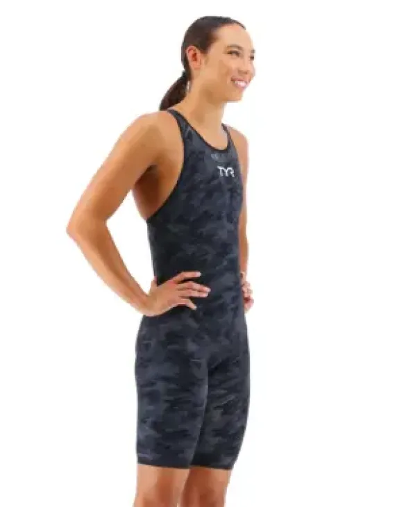 TYR WOMEN'S VENZO CLOSED BACK SWIMSUIT - CAMO - 001 Black