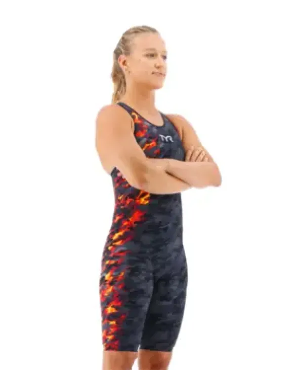 TYR WOMEN'S VENZO CLOSED BACK SWIMSUIT - CAMO FIRE - 937 Fire